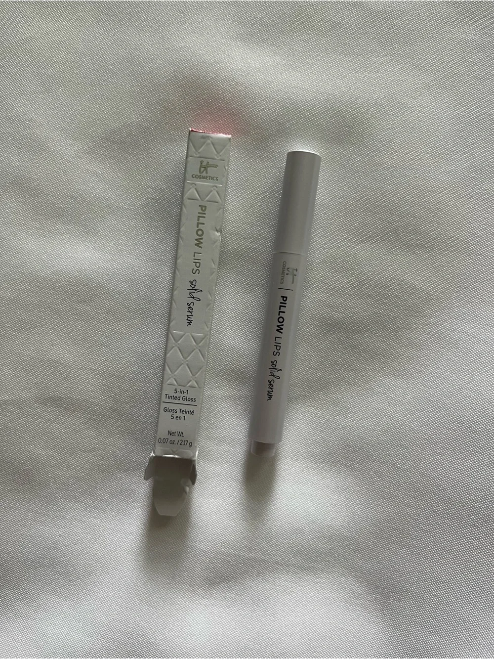 IT Cosmetics Pillow Lips Solid Serum Lip Gloss Shade Wink Full Size 2.17 G NWT